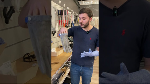 La diff&eacute;rence - entre un gant anti-coupure et un gant en cotte de maille