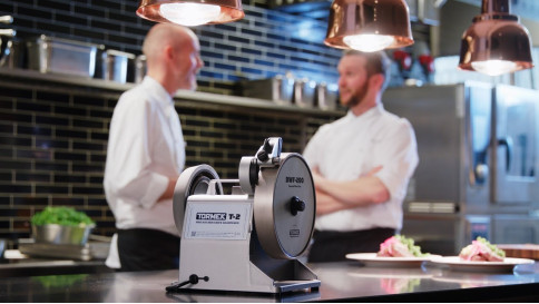 Tuto - Comment utiliszer l'af&ucirc;teuse professionnelle Tormek T-2 ?